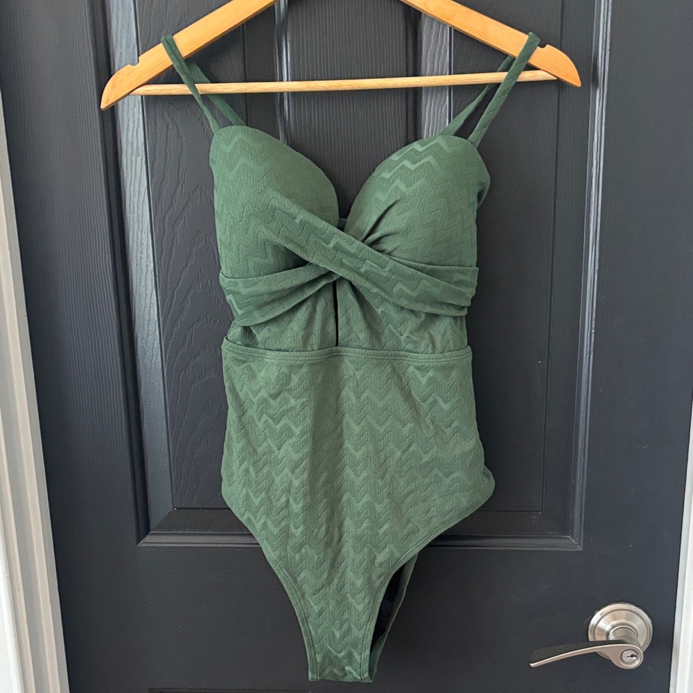Cupshe Olive Green Textured Twist Front One-Piece Swimsuit